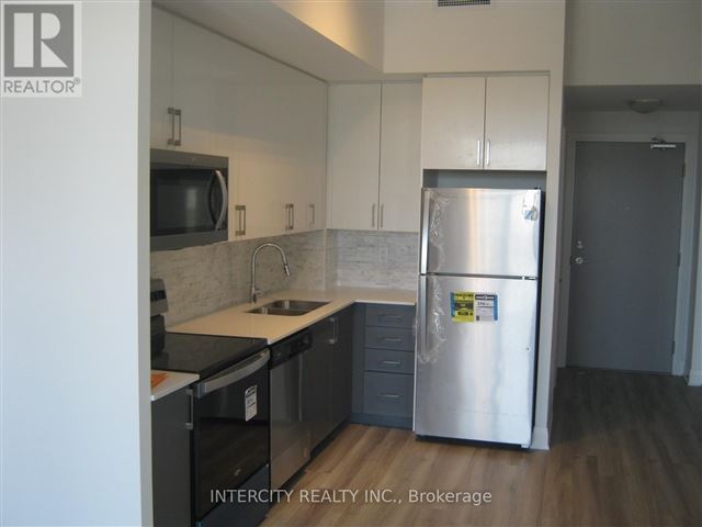 East 3220 Condos - 410 3220 Sheppard Avenue East - photo 2