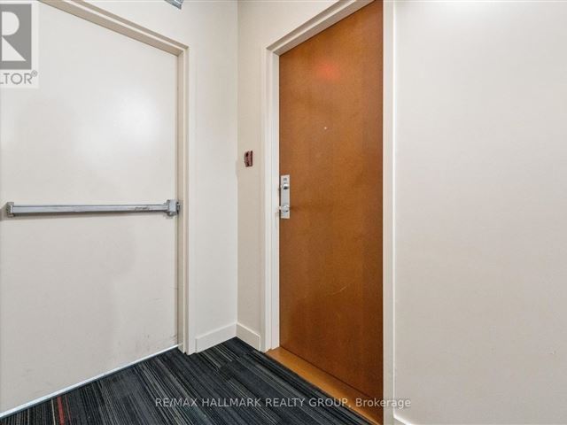 Mondrian - 616 324 Laurier Avenue West - photo 3