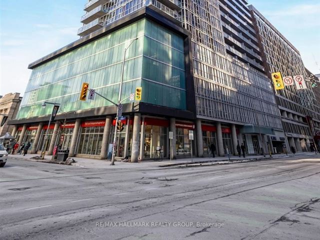 Mondrian - 1908 324 Laurier Avenue West - photo 3