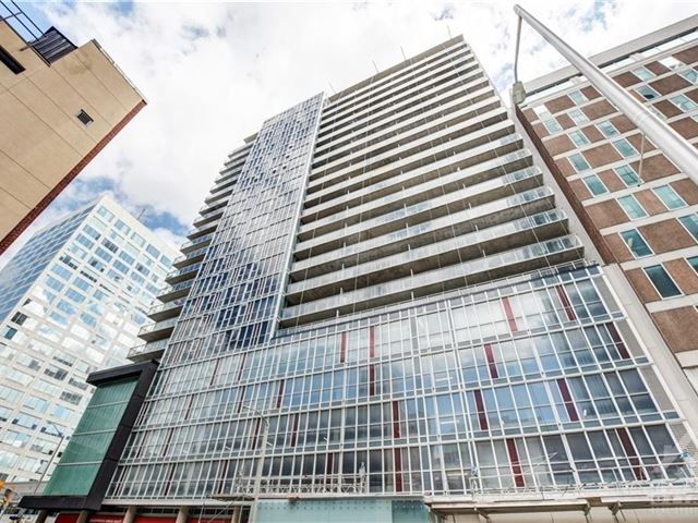 Mondrian - 2107 324 Laurier Avenue West - photo 2