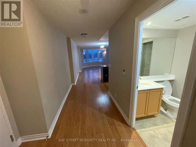 Circa I - 613 33 Cox Boulevard - photo 2