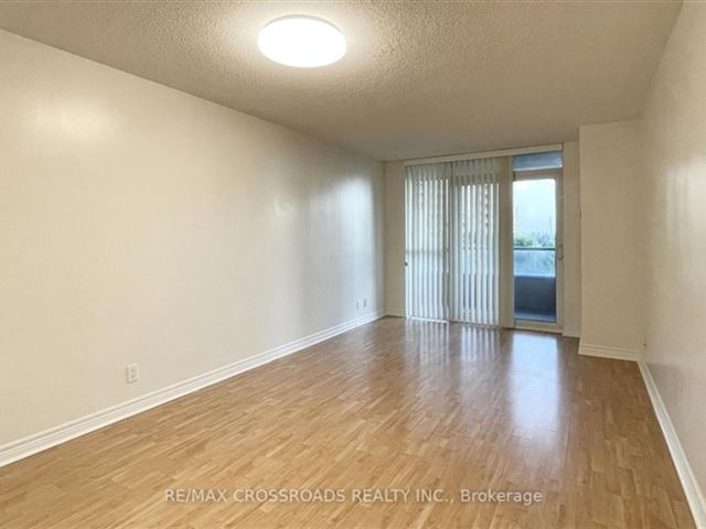 Circa I - 607 33 Cox Boulevard - photo 2