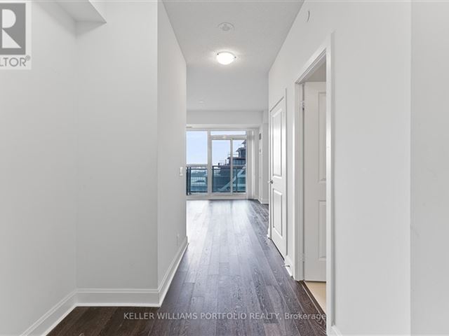 Jade Waterfront Condos - 1011 33 Shore Breeze Drive - photo 2