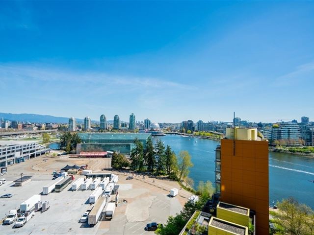 Coopers Lookout - 1703 33 Smithe Street - photo 2