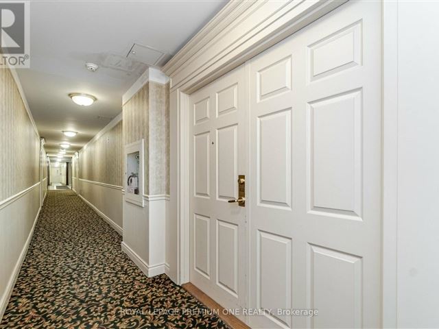 Park Lane Condominiums - 102 33 Wallace Street - photo 3