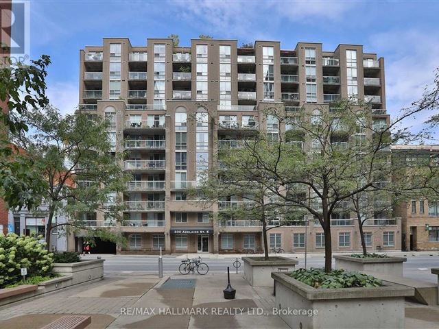 330 @ Imperial Square - 801 330 Adelaide Street East - photo 1