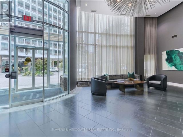 Churchill Park Condos - 701 336 Spadina Road - photo 3