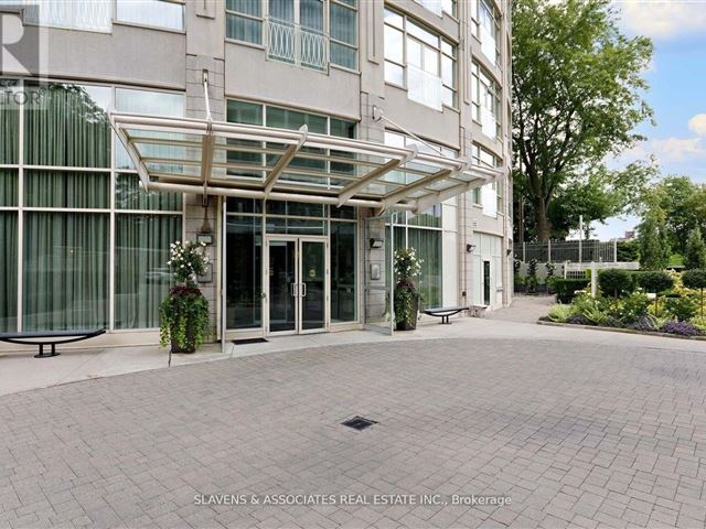 Churchill Park Condos - 701 336 Spadina Road - photo 2