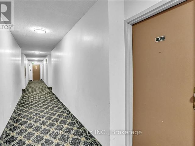 3380 Eglinton Avenue East Condos - 1412 3380 Eglinton Avenue East - photo 2