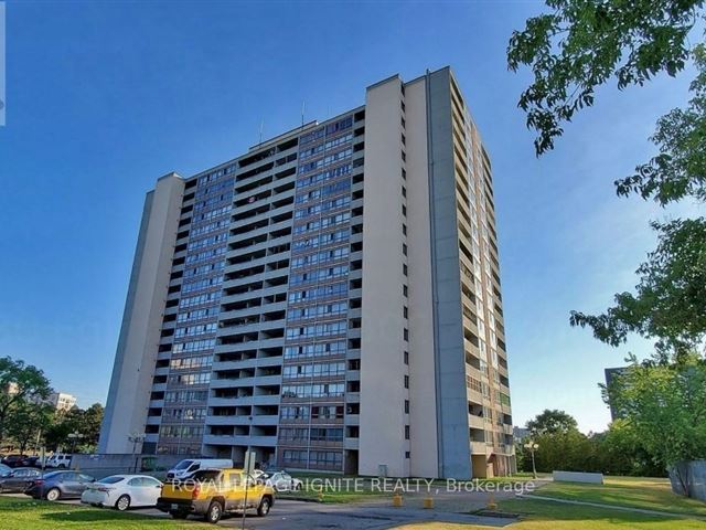 3380 Eglinton Avenue East Condos - 905 3380 Eglinton Avenue East - photo 1