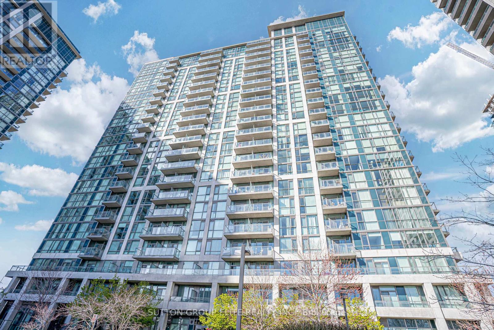 339 Rathburn Road West, Unit 203, Mississauga — For sale @ $669,000 ...