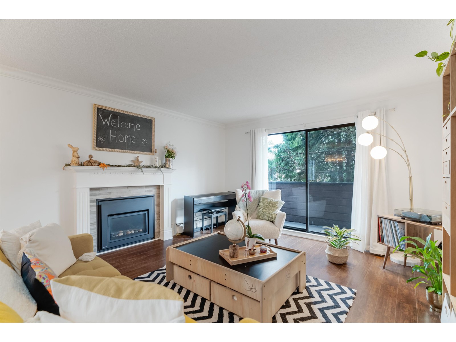 341 3rd Street West, Unit 201, North Vancouver — For sale @ $649,000 ...