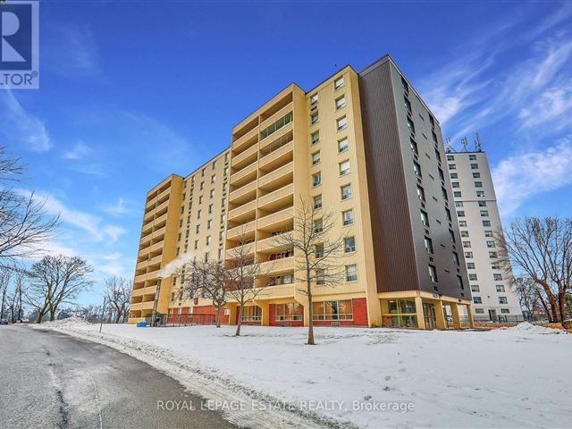 Pine Ridge Towers - 704 3420 Eglinton Avenue East - photo 1