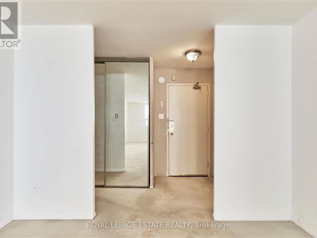 Pine Ridge Towers - 704 3420 Eglinton Avenue East - photo 3