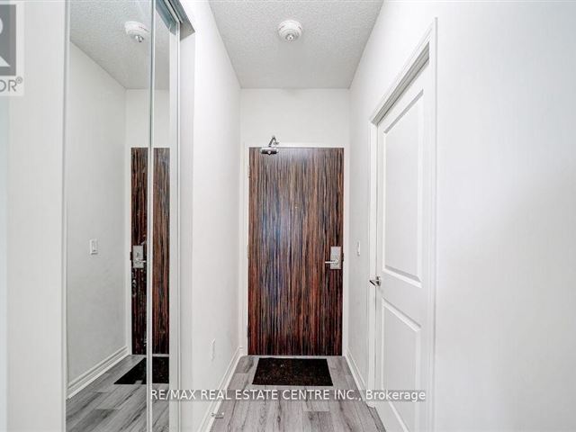 Grande Mirage - 715 349 Rathburn Road West - photo 3