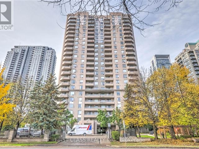 Empress Plaza - 1608 35 Empress Avenue - photo 1