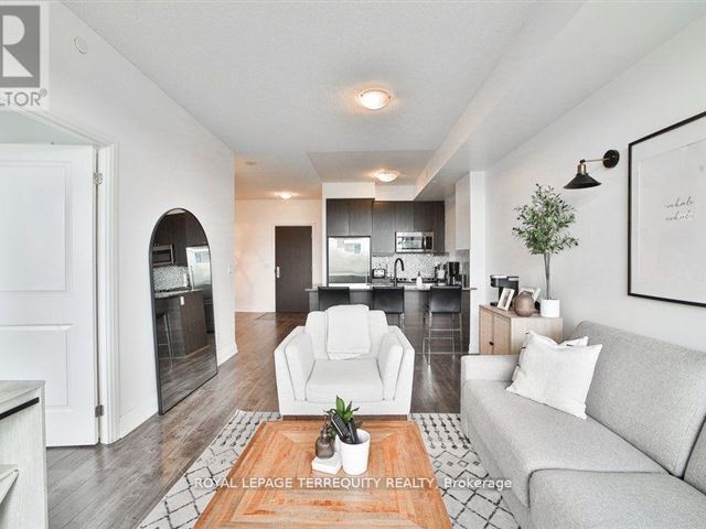 Perspective Condominiums - 405 25 Fontenay Court - photo 2