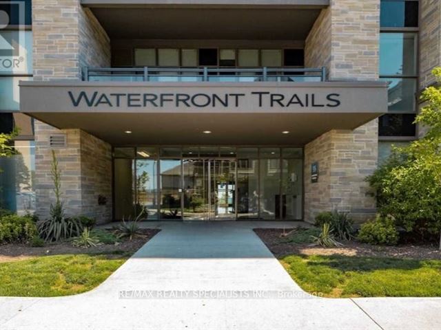 Waterfront Trails - 123 35 Southshore Crescent - photo 1