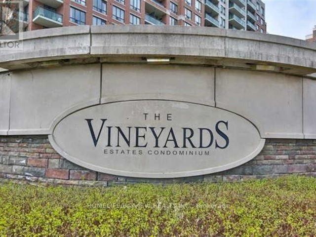 The Vineyards 2 - 804 350 Red Maple Road - photo 1