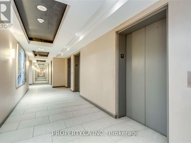 Soho Metropolitan - m12 350 Wellington Street West - photo 3