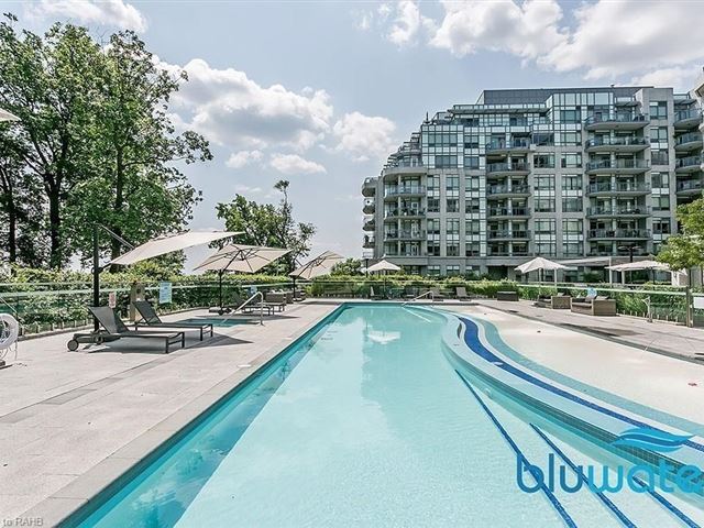 Bluwater Condos - 624 3500 Lakeshore Road West - photo 3