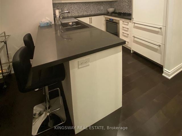 Bluwater Condos - 608a 3500 Lakeshore Road West - photo 1