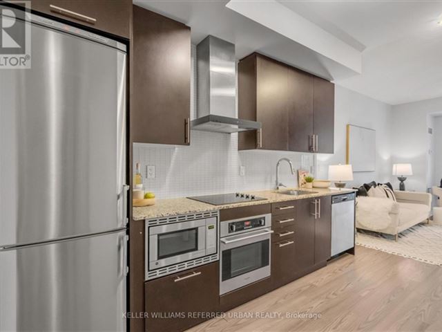 FLY Condos - 2021 352 Front Street West - photo 3