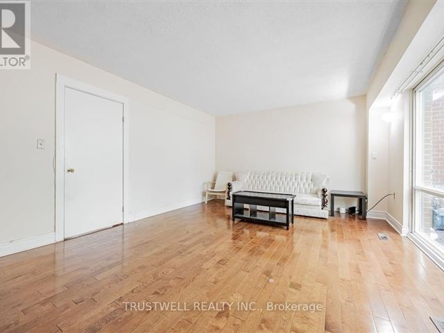 345 Driftwood - 7 349 Driftwood Avenue - photo 3