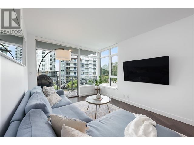 One Town Centre - 607 3520 Marine Way - photo 1