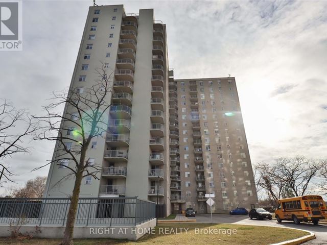 Eglinton Park Place - 1608 3559 Eglinton Avenue West - photo 3