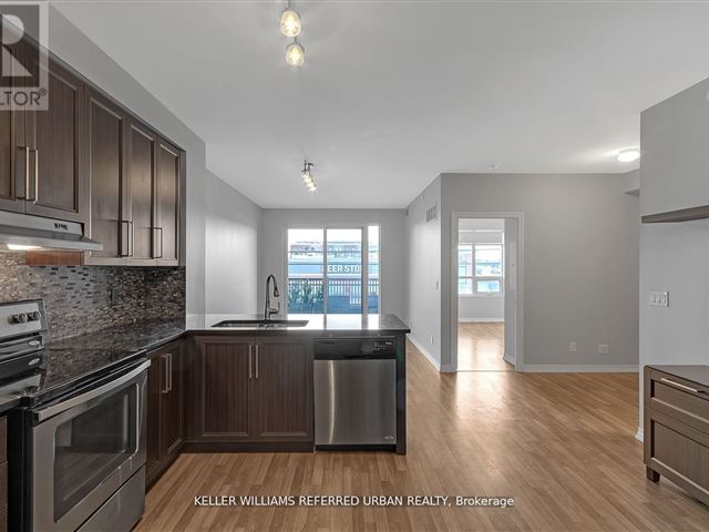 Watermark Long Branch - 203 3563 Lake Shore Boulevard West - photo 3