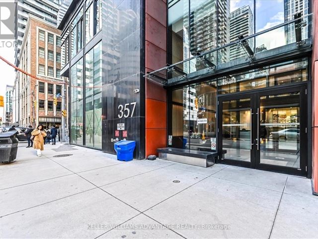 357 King West - 1502 357 King Street West - photo 2