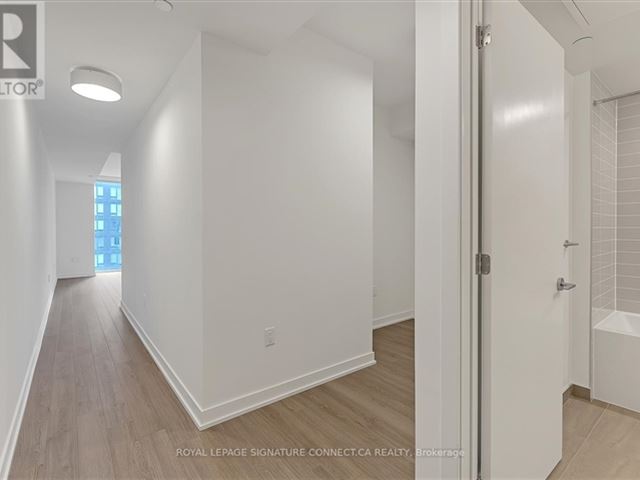 357 King West - 3405 357 King Street West - photo 2