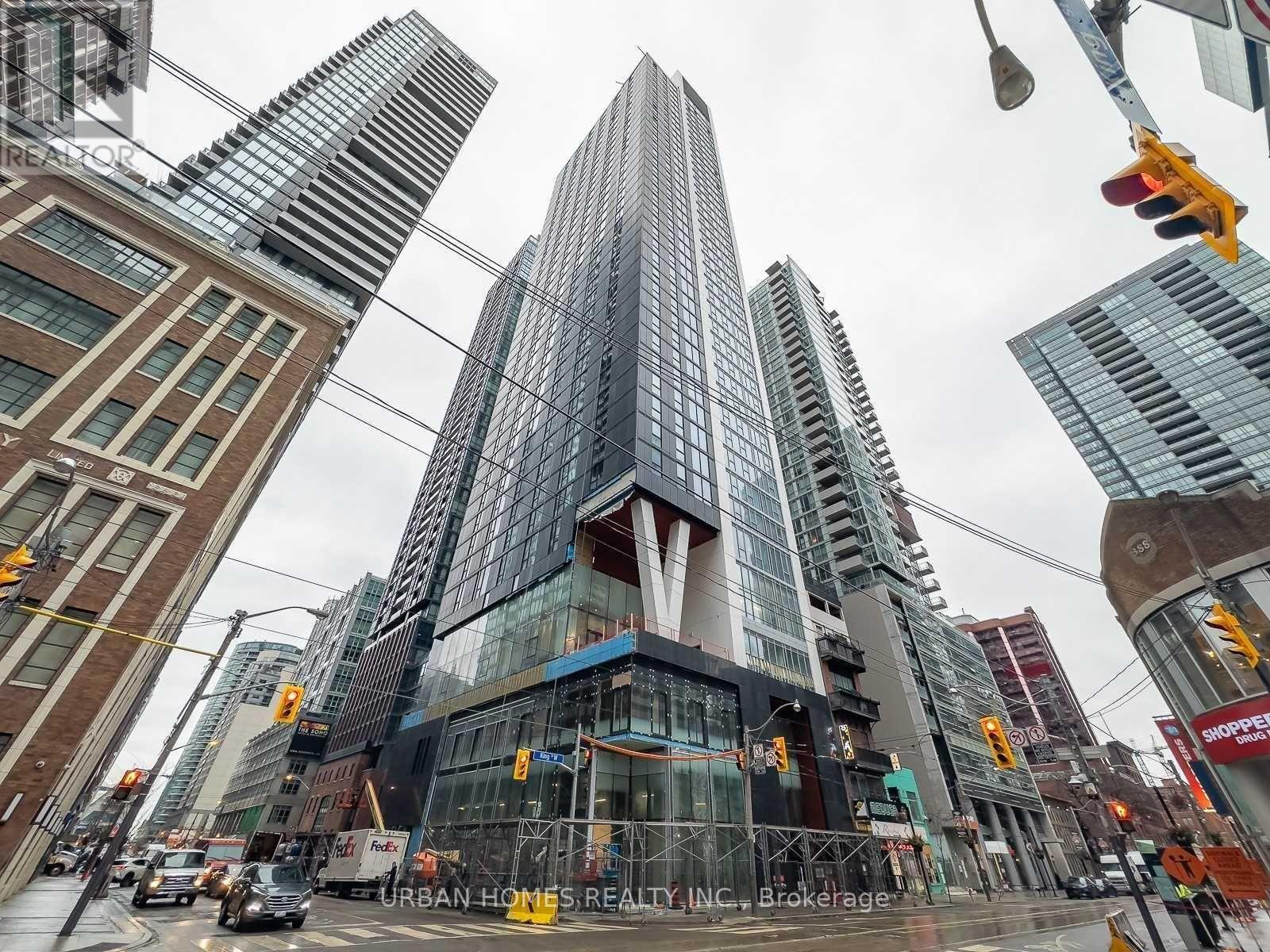 357 King Street West, Unit 608, Toronto — For rent @ $3,300 | CondoDork.com