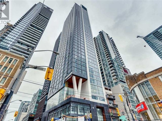 357 King West - 3204 357 King Street West - photo 1