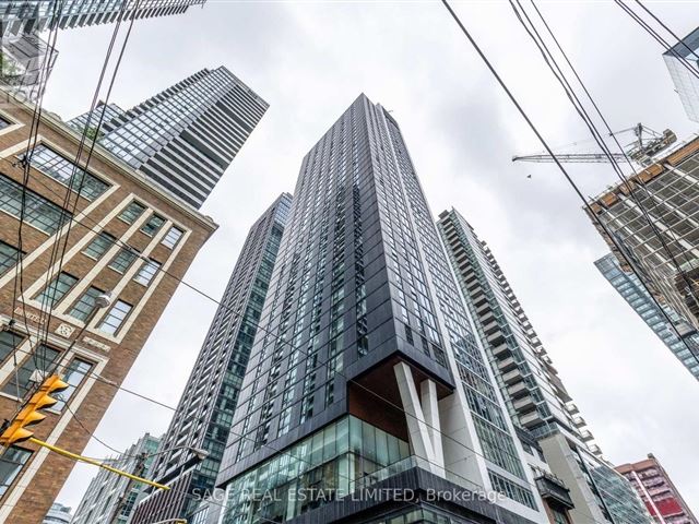 357 King West - 3808 357 King Street West - photo 1