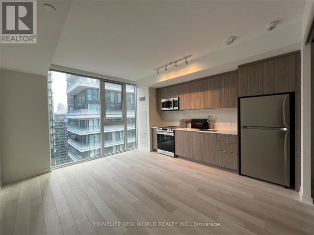 357 King West - 3207 357 King Street West - photo 2