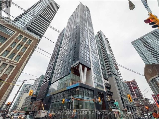 357 King West - 3309 357 King Street West - photo 1