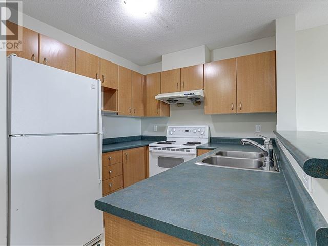 Emerald Park Place - 617 5288 Melbourne Street - photo 3