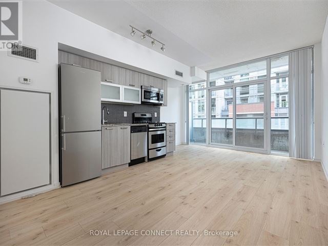 Edge on Triangle Park - 610w 36 Lisgar Street - photo 3