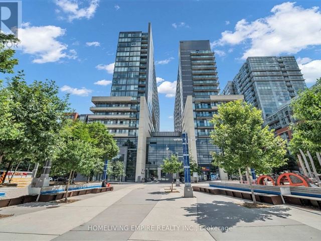 Edge on Triangle Park - 708w 36 Lisgar Street - photo 1