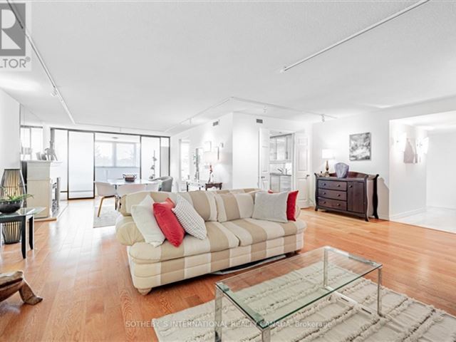 The Three Sixty - 505 360 Bloor Street East - photo 2