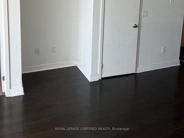 Limelight North Tower - 1907 360 Square One Drive - photo 2