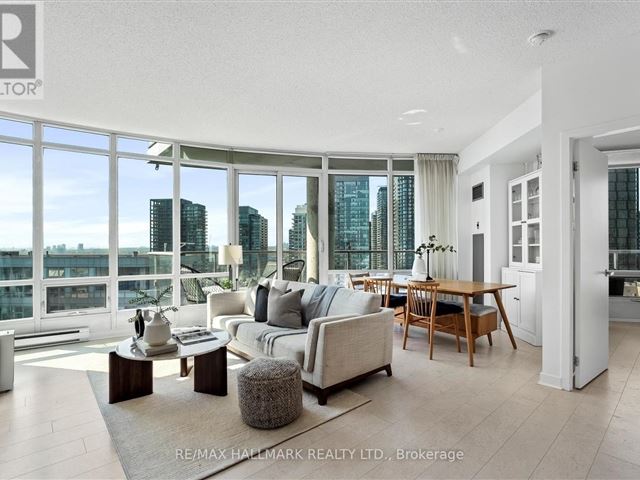 Matrix at CityPlace - 3609 373 Front Street West - photo 2