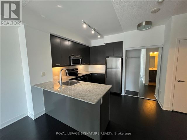 Limelight - 706 365 Prince Of Wales Drive - photo 2