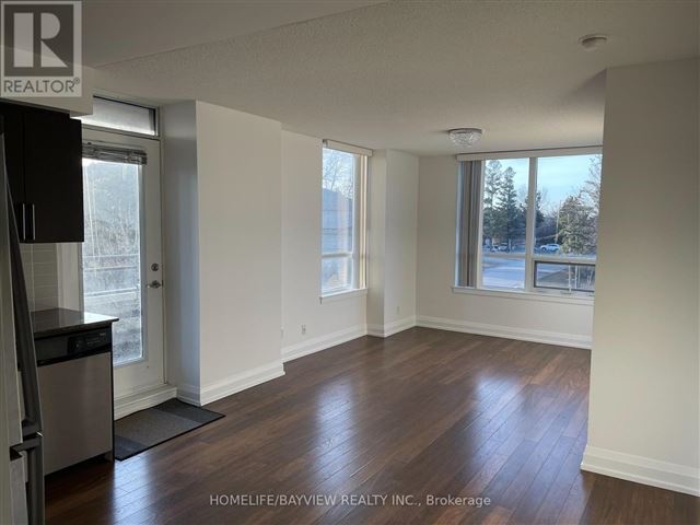 Royal Gardens Condos - 321 370 7 Highway - photo 3