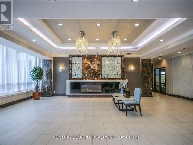 Royal Gardens Condos - 1015 370 7 Highway - photo 3