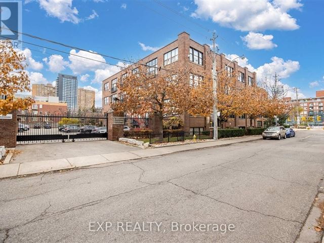 Wallace Station Lofts - 2 371 Wallace Avenue - photo 1