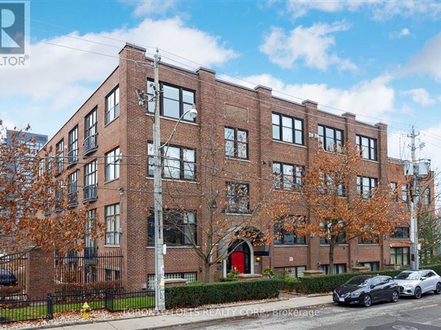 Wallace Station Lofts - 30 371 Wallace Avenue - photo 2