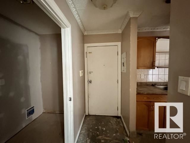 3720 118 AVE NW - 303 3720 118 Avenue Northwest - photo 2